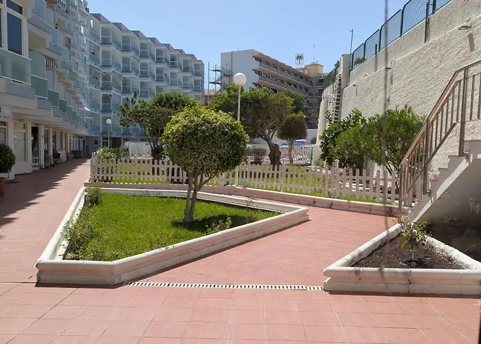 Anau 1d- Playa Del Ingles - Yumbo San Bartolome de Tirajana (Gran Canaria)